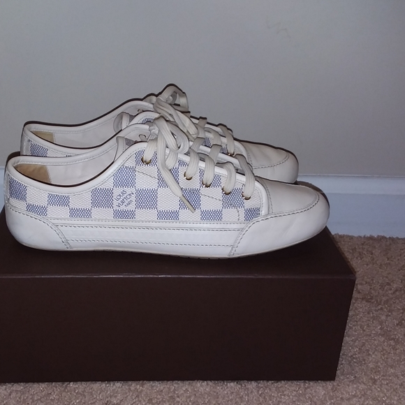 Authentic Designer sneakers - Picture 2 of 6